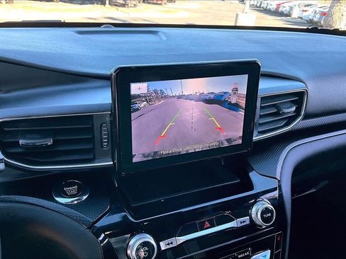 Used 2022 Ford Explorer ST w/ ST Street Pack image 27