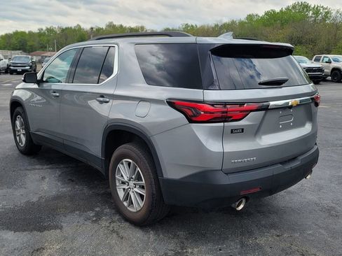 Used 2023 Chevrolet Traverse LT FWD image 9