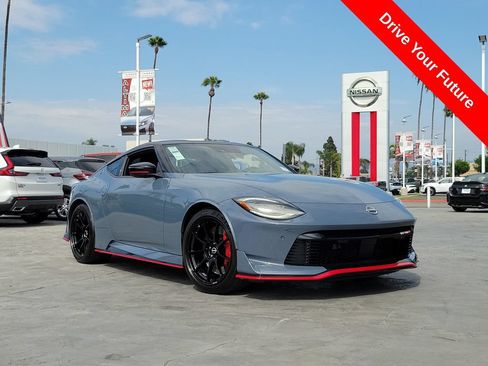 Used 2024 Nissan Z NISMO w/ Floor Mat Package RWD image 30