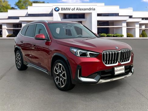 Used 2026 BMW X1 xDrive28i w/ Technology Package AWD/4WD image 3