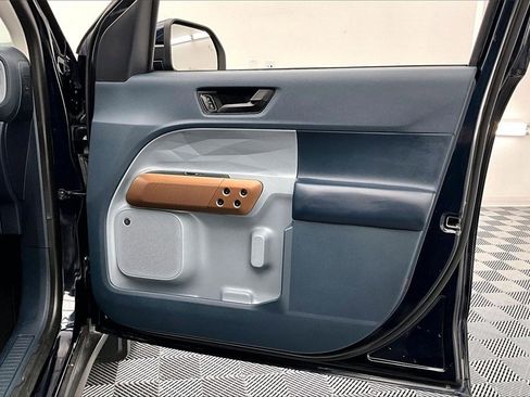 Used 2022 Ford Maverick Lariat w/ Lariat Luxury Package image 25