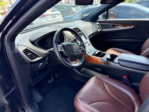 Used 2019 Lincoln Nautilus Reserve AWD/4WD image 5