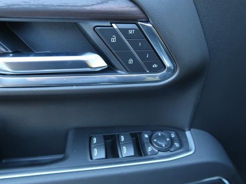 New 2026 GMC Sierra 1500 SLT w/ SLT Premium Plus Package image 10