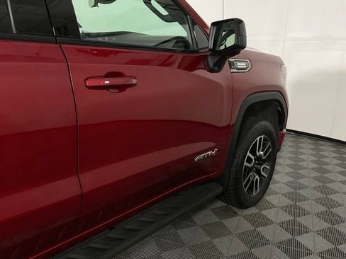 Used 2025 GMC Sierra 1500 AT4 w/ AT4 Premium Package AWD/4WD image 9
