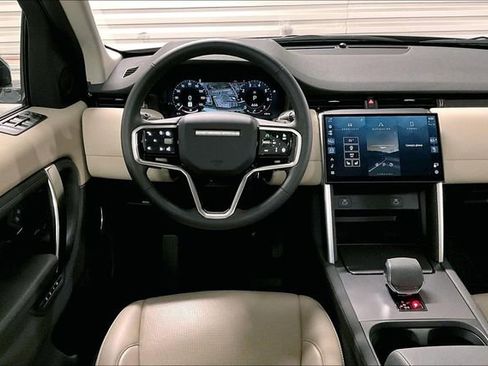 Certified 2025 Land Rover Discovery Sport S image 4