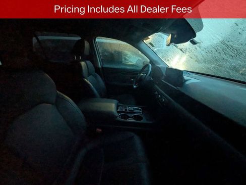 Used 2025 Honda Pilot EX-L image 8
