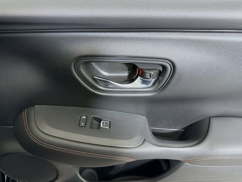 Used 2023 Honda HR-V Sport image 31