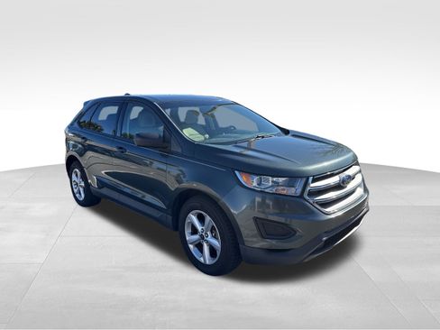 Used 2015 Ford Edge SE image 1