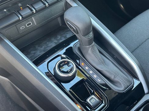 Used 2024 Chevrolet Colorado Trail Boss w/ Advanced Trailering Package image 30