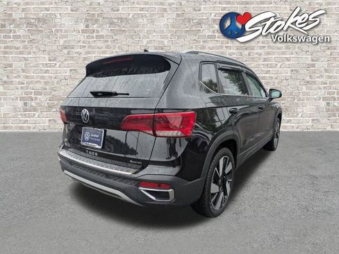Certified 2024 Volkswagen Taos SEL AWD/4WD image 4