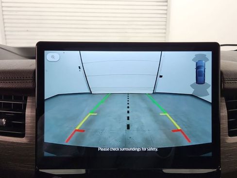 Used 2022 Ford Expedition Max Limited image 35