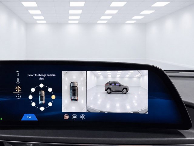 Used 2024 Cadillac Lyriq Tech w/ Driver Assist Package AWD/4WD image 29