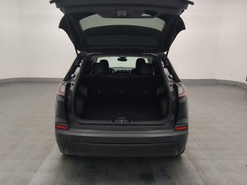 Used 2021 Jeep Cherokee Latitude Plus image 29