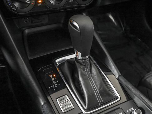 Used 2017 MAZDA MAZDA3 Sport image 30