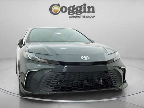 New 2026 Toyota Camry SE FWD image 27