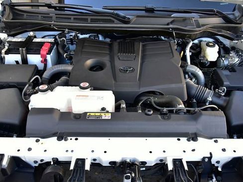 Used 2024 Toyota Tundra SR image 26