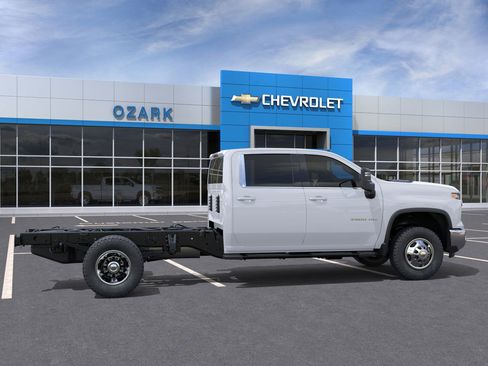 New 2026 Chevrolet Silverado 3500 W/T w/ WT Convenience Package AWD/4WD image 37