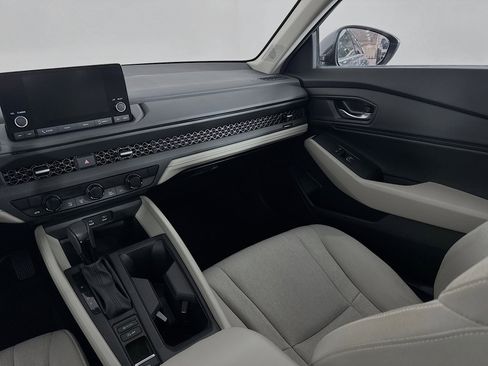 Certified 2024 Honda Accord EX image 23