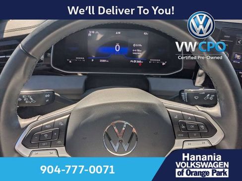 Certified 2025 Volkswagen Jetta SE FWD image 27