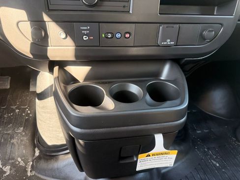 New 2025 Chevrolet Express 3500 Work Van w/ Driver Convenience Package image 17