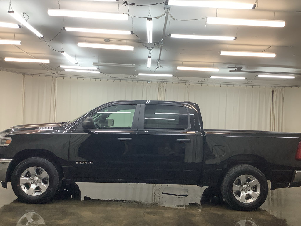 New 2026 RAM 1500 Tradesman AWD/4WD image 9