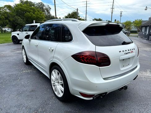 Used 2014 Porsche Cayenne GTS image 4