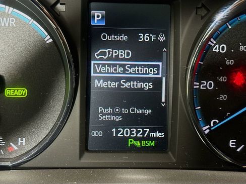 Used 2017 Toyota RAV4 Limited w/ Advanced Technology Package image 12