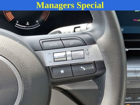 Used 2024 Hyundai Kona SEL FWD image 20