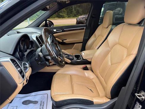Used 2016 Porsche Cayenne AWD/4WD image 42