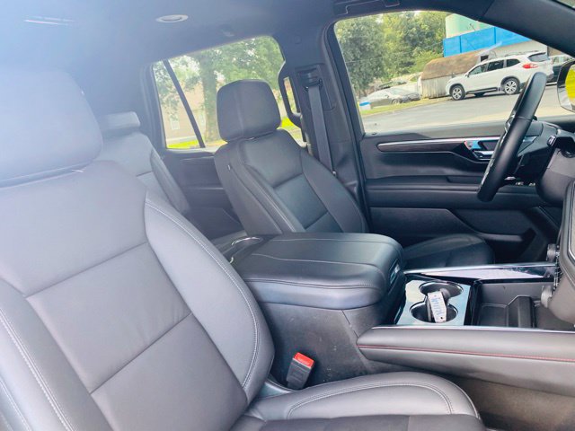 Used 2025 Chevrolet Tahoe LT RWD image 22