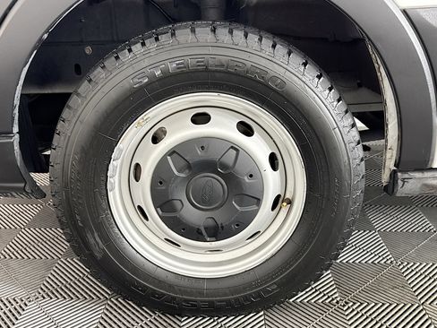 Used 2019 Ford Transit 350 148 High Roof Extended image 32