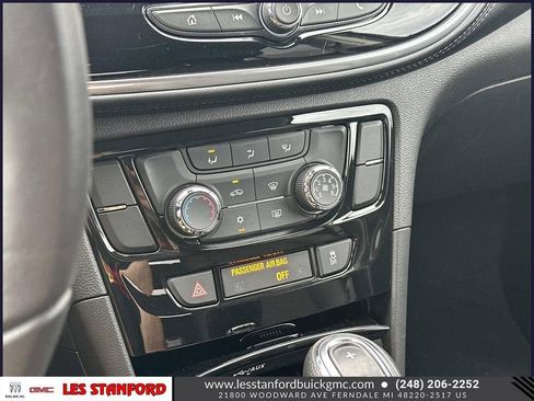 Used 2022 Buick Encore Preferred w/ Safety Package image 31