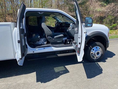New 2026 Ford F450 XLT AWD/4WD image 10
