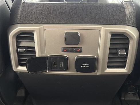 Used 2019 Ford F150 Lariat w/ Equipment Group 502A Luxury AWD/4WD image 26
