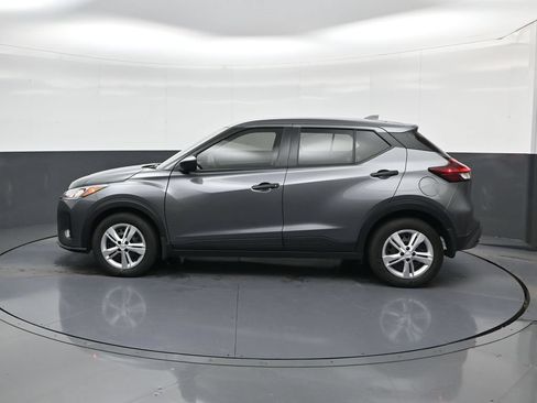 Certified 2025 Nissan Kicks Play S FWD image 5