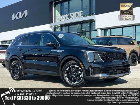 Used 2026 Kia Sorento S w/ S Panoramic Sunroof Package image 1