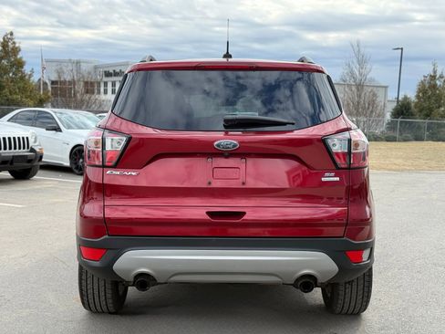 Used 2018 Ford Escape SE image 8