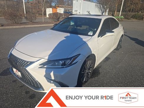 Used 2023 Lexus ES 350 w/ Premium Package image 1