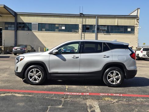 Used 2018 GMC Terrain SLE FWD image 4