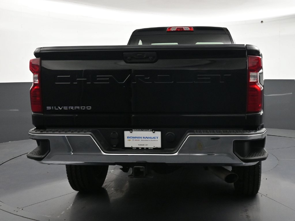 Used 2022 Chevrolet Silverado 2500 W/T w/ WT Convenience Package RWD image 4