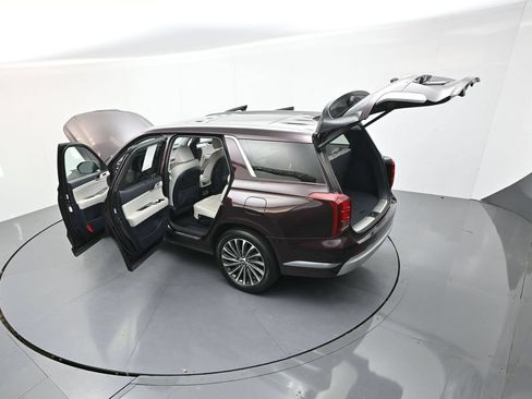 Used 2024 Hyundai Palisade Calligraphy FWD image 37