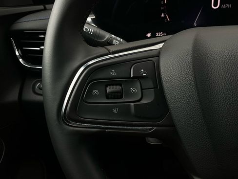 Used 2025 Buick Envista Sport Touring image 30