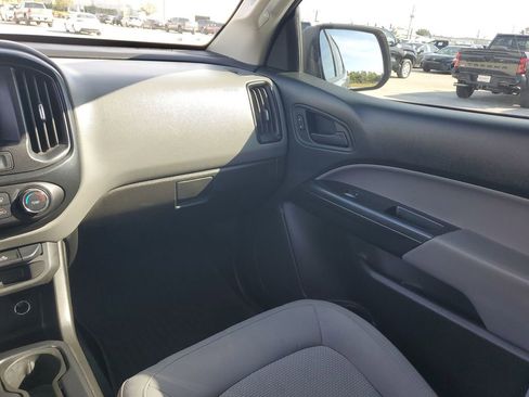 Used 2022 Chevrolet Colorado W/T w/ Custom Special Edition image 11