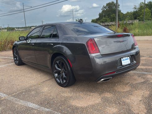 Used 2023 Chrysler 300 S RWD image 29