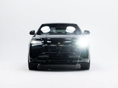 Used 2025 Lamborghini Urus SE AWD/4WD image 79