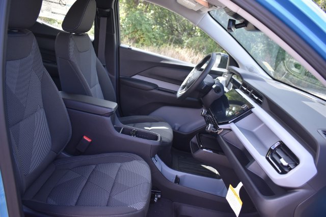 New 2027 Chevrolet Bolt LT w/ Comfort Package FWD image 14