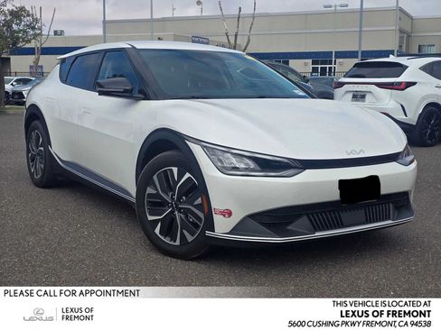 Used 2024 Kia EV6 Light RWD image 1