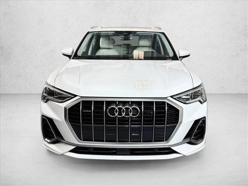 Used 2025 Audi Q3 2.0T Premium AWD/4WD image 3