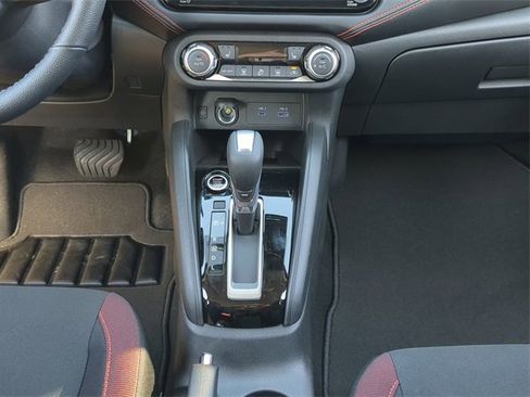 New 2025 Nissan Versa SR w/ Trunk Package image 17