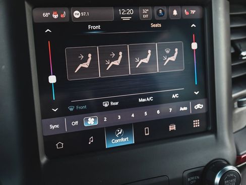 Used 2022 RAM 1500 Rebel w/ Rebel Level 2 Equipment Group AWD/4WD image 19